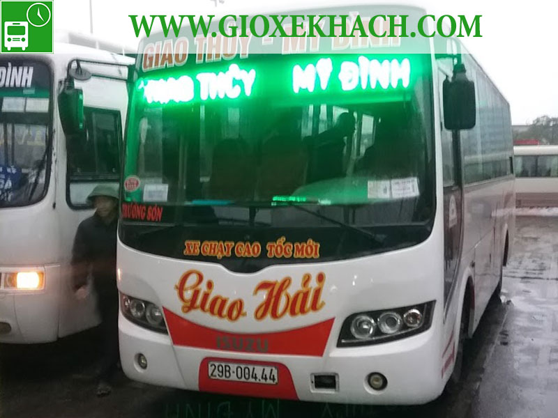 Xe-khach-Giao-Hai-Giao-Long-di-My-Dinh-Ha-Noi